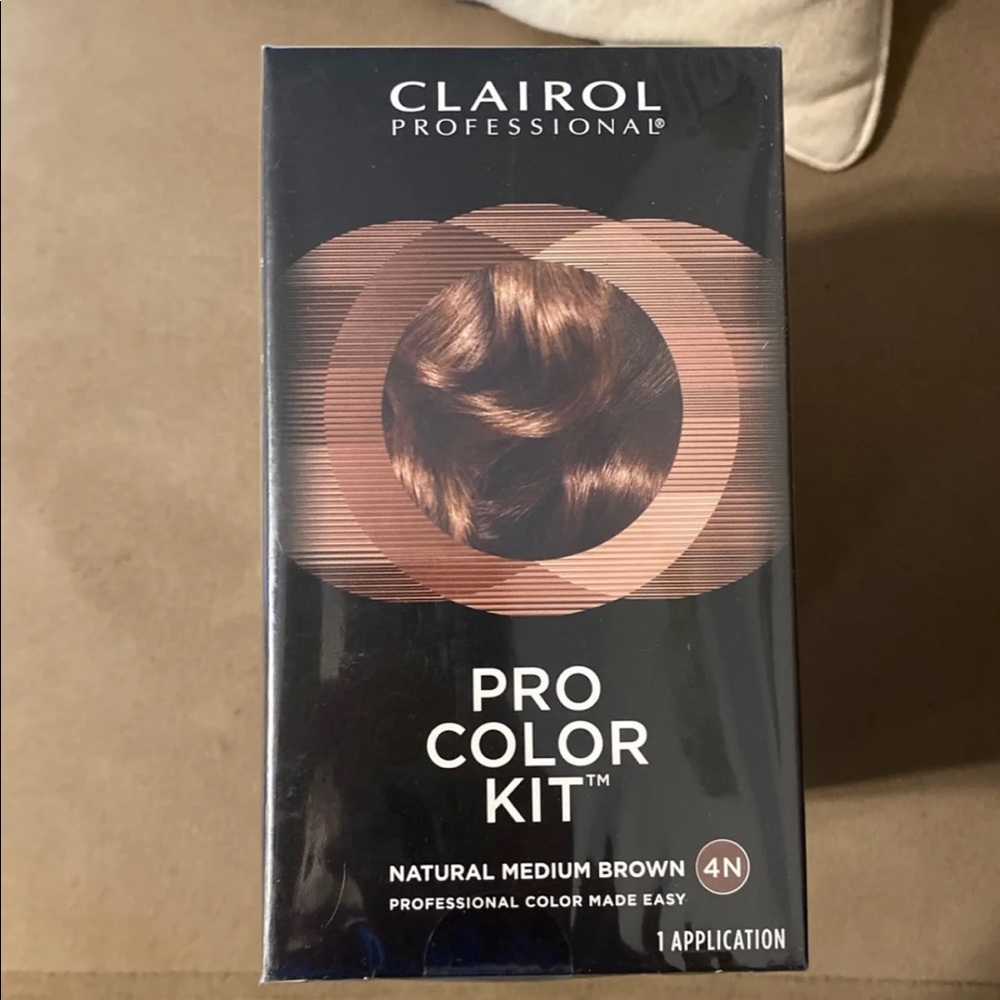 *BRAND NEW SEALED IN PLASTIC* brown hair dye